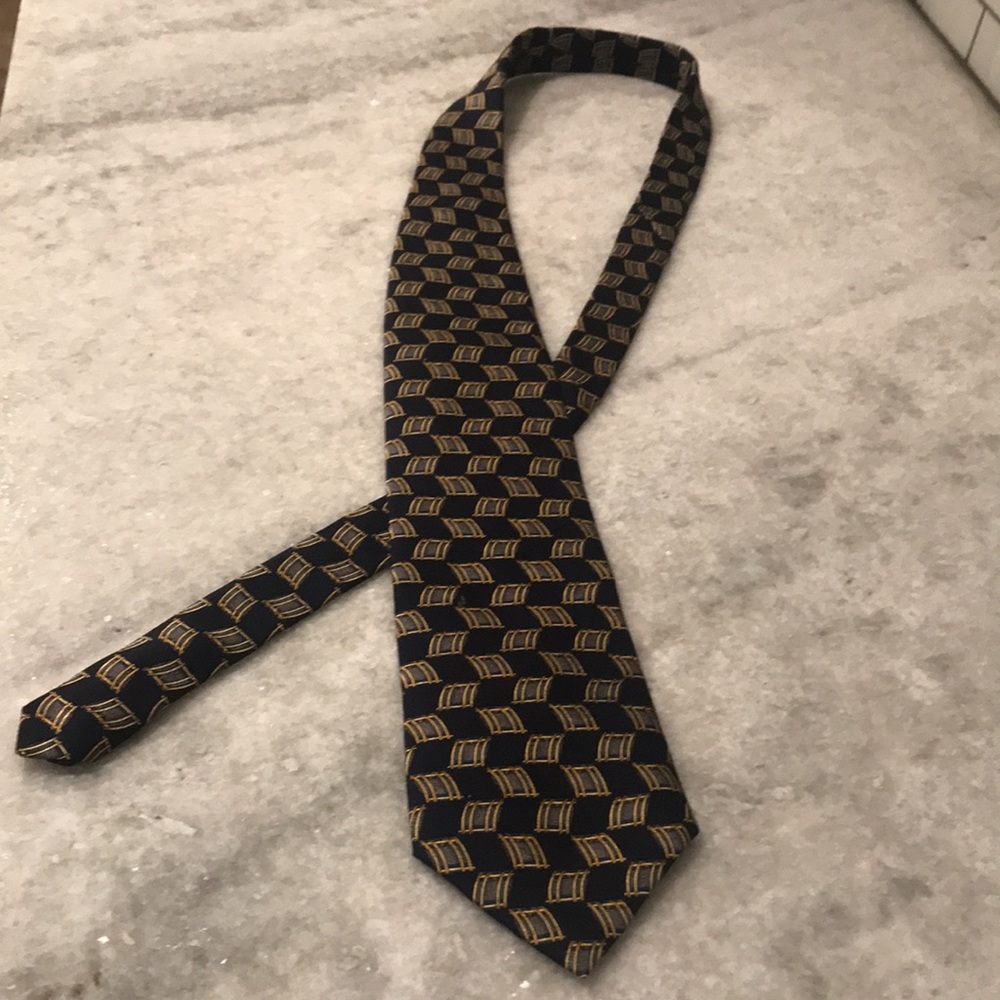 Mulberry Navy Blue Silk Tie Mens Necktie Made in USA Gold Accents Classic Formal - Picture 2 of 7